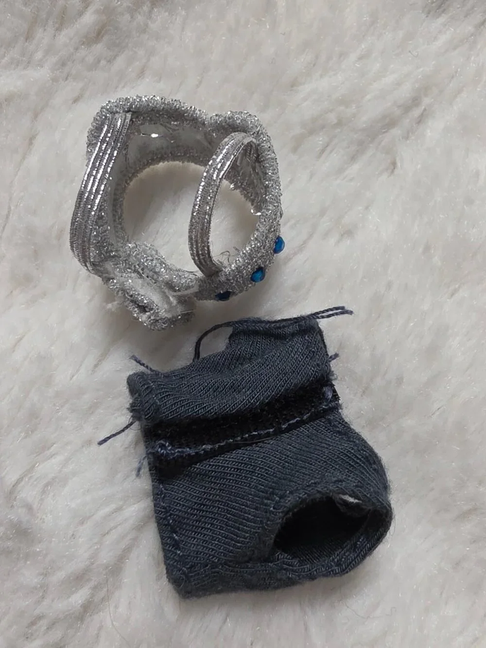 LOL Surprise OMG Miss Glam Doll Clothes 2 Tops Silver Glitter Cami & Gray Shirt